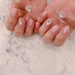 Singapore 네일살롱드두 on Instagram: “Simple yet elegant 💗 Its a lovely design for you 💗 청순하게 블링블링... 