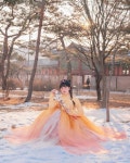 많은 관심 부탁드려요😉✨ - It’s … - 2024 | 한복, 눈 모아한복 Moa Hanbok on Instagram: 오늘 펑펑 눈이 내리고 있네요!🩵❄️🥹 눈이... 