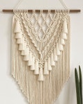 LET BE l DIY macrame & weaving on Instagram: 💛 - 마크라메 월 행잉🌿 사선 감아매기 매듭을 사용해서 마크라메 월 행잉을 만들어... 