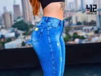 Vista 412 Jeans에 있는 핀