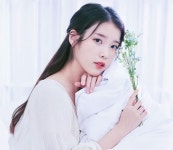 아이유 이브자리 고화질 화보 (PC 3840 x 2160 배경화면 포함)