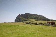 Sunrise Peak, Seoguipo City, Jeju Island, Korea (성산 일출봉, 서귀포, 제주, 한국) #seoguipo… i 2020