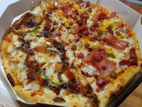 빅브라더피자  🍕  갈릭머쉬룸불고기피자  불고기피자  치즈  피자  더블베이컨피자  치킨윙  하프앤하프  치킨윙  콜라… | Food, Vegetable... 