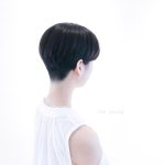 이미지: 사람 1명 이상 근접 촬영 이미지: 사람 1명 이상 근접 촬영 | 짧은 머리, 헤어스타일, 여자 짧은 머리