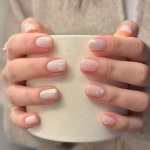 네일어라모드 Nail A La Mode on Instagram: - #오로라유리볼드로잉눈꽃 회원 : 86,000원 비회원 : 106,000원 | Nails, Beauty