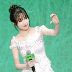 Пин от пользователя 𝐋𝐈𝐒𝐀 на доске 𝐉𝐨𝐲𝐮𝐫𝐢 (조리) | Юри