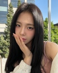Pin oleh 서원 최 di 내가 입고 싶은 옷 di 2025