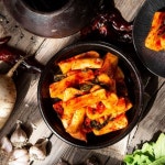 장군차김치 모산 총각김치  ￦15500 - 2020 | 반찬, 식사, 칠리소스