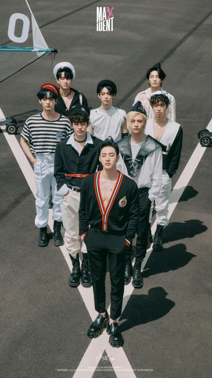 스트레이 키즈, 라틴 스타일 힙합 Chk Chk Boom 타이틀곡으로 새 미니앨범 ATE 발매 기념, 팬들 사로잡는 매력 발산
