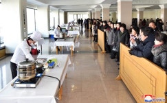 제8차 광명성절료리기술경연 진행