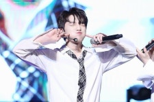 © 마이찬 || do not edit/crop photo. [☆] [☆] | Dino seventeen, Seventeen, Crop photo