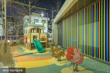 EXPERIENCE of PRIDE, 래미안 래미안 목동아델리체 놀이터5 | Park slide, Views, Park