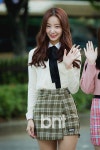 [bnt포토] 모모랜드 연우 다빈에게 빠지는 티켓 같이 살 사람~