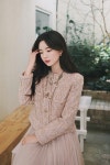 윤지