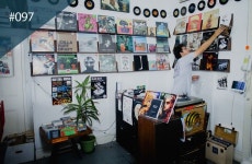 Vinyl records에 있는 Mark님의 핀