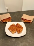 새들러하우스 - 가로수길 카페 / 디저트 | 맛집검색 망고플레이트 - 2021 | 식품 아이디어, 음식, 디저트