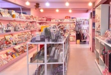 Pin page 홍대 차밍랜드 조명맛집 소품샵