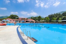 켄싱턴호텔 & 켄싱턴리조트 통합예약 #켄싱턴 #청평 #수영장 #리조트 | Outdoor decor, Resort, Outdoor