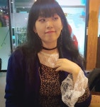 | 크리스마스 이브날 뭐 갖고 싶냐고 물엇더니 역시나 먹는걸 선택한 넘나 귀염듕이 덕이오빵 여보가 좋아하는걸 한꺼번의 먹을수 있는곳... 