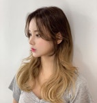 순수 청담본점 한울원장 on Instagram: “이미지가 사람을 만든다. . . 🌟이미지메이킹🌟 #긴머리스타일 + #옴브레염색 ✂️✂️ 내츄럴하게... 