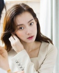 너무 신 과일 드시지 마요 배우님 만으로도 충분히... 너무 신 과일 드시지 마요 배우님 만으로도 충분히 눈부시니까 ❤”