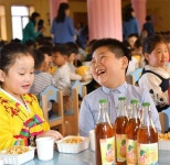 동심의 세계 - 창광유치원을 찾아서 - World of Juvenile Mind - At the Changgwang Kindergarten - | Wine bottle, Rosé wine... 