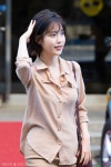 [161025] 열린음악회 출퇴근길 아이유 직찍 by 달빛마차 | 여성, 아름다운 여성, 패션
