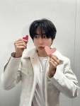 JAPAN MOBILE ONLY】GALLERY has been updated! 📸 #straykids #han #stay #스트레이키즈 in 2024 | Kids, Stray, Pretty boys