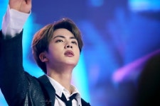 Kim Seok Jin❤❤ || [181106] MBC Plus Genie Music Award... Jin❤❤ || [181106] MBC Plus Genie Music Award #MGA2018 #방탄소년... 