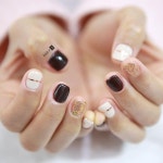 짧은손톱네일 #이케아 #jelnail #패디아트 #화려한네일 #레드네일... 심플한네일 #이쁜네일 #웨딩네일 #청순네일 #네일스타그램 #손스타그램... 