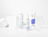 COSMETIC에 있는 MILKTEA STUDIO님의 핀 - 2020 | 화장품, 광고 사진