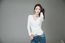 #소이 #일상 #데일리 #일상스타그램 #촬영 #린스튜디오 #인물촬영 #컨셉촬영 #스냅촬영 #모델 #촬영모델 #d… | Fashion, Ruffle blouse... 