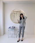 유지 di Instagram 코로나로 인해 다음 마켓부터는 스튜디오 촬영이 많아질 것 같아요! 항상 야외에서 자연스러운 ᄂ… | Gaya... 