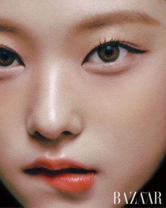 얼빡샷도 예쁜 뉴진스 - CELEBRITY 읽을거리 | 하퍼스 바자 코리아 (Harper's BAZAAR Korea) | 패션 매거진, 패션 잡지, 화보맛집 | 얼굴...