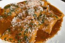 Beef short-rib ravioli | Thomas Straker Recipe in 2022 | Beef short ribs, Short ribs, Ravioli