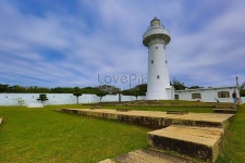 타이완의 거루코 등대 도시 풍경 광대 자연의 아름다움 푸른 하늘 하늘 구름 대만 거즈 등대 | 하늘, 등대, 도시