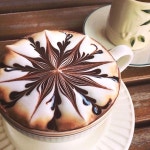 Any time is useful for a good coffe plus the favorite style is no doubt the warm espresso. | 식품 아이디어, 라떼아트, 음식