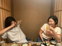 230814 Instagram Update sooyoungchoi 집에가서 닭발에 소주 콜?... sooyoungchoi집에가서 닭발에 소주 콜? 콜콜#남남 오늘밤... 
