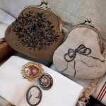 #프랑스자수 #일산프랑스자수 #프랑스자수mimi #자수소품 #프레임파우치 #Embroidery#stitch#needlework#pouch #한손에가볍게...... 