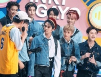 [PD노트 미션 포토] Stray Kids (1) [PD노트 미션 포토] Stray Kids (1) | Boy groups, Boys, James