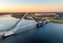 Pin page Pin by Jonathan Kim on ##경관보도교 | Bike tour, Adventure bike, Swan river