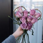 오늘 레슨은 하트꼬따발💜 /  4월 취미반, 원데이 클래스 상시 모집중입니다. - - - - 꽃 주문은 2-3일 전 미리 예약해주시면 원하는 스타일로... 