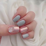 져늨's Nail & Beauty | ᴏ ʟ ᴅ ᴇ ɴ ɢ ʟ ᴏ s s 황금빛 광택 ↲ ↱ ɢ ᴏ ʟ ᴅ ᴇ ɴ ɢ ʟ ᴏ s s 황금빛 광택 ↲ | Nail art, Nails, Beauty