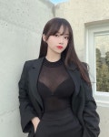 김아영(코코) on Instagram: “전신샷도 올릴까? ❤️”