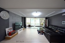 파주 책향기마을 동문굿모닝힐 32평 아파트 거실 인테리어 리모델링-화단 철거 베란다 확장 폴딩도어 예쁜 집 | 리모델링, 아파트 거실