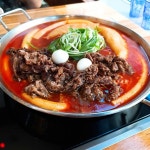 “날 더울땐 떡볶이지😀 차돌박이랑 달맵떡볶이의 조화는 역시 감자도 맥주도 에이드도 존맛존맛 #구월동 #청년다방 #떡볶이 #맥주 #3술방”