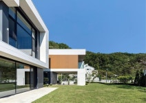 아미재峩嵋齋, 마당 통하는 집 분당 전원주택 한국건축문화大賞 우수상