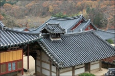 지붕 위의 작은 지붕, 솟을지붕을 보셨나요? 지붕 위의 작은 지붕, 솟을지붕을 보셨나요? | 지붕, 집 스타일, 건물