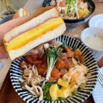 점심,저녁은 가면 웨이팅ㅠㅠ주말이 그나마 낫군, 평일은 웨이팅.ㅠㅠ #토끼샐러드... - 2021 | 점심, 샐러드, 파스타