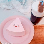 부산님: “세상 귀여움 다 모였다는 수제케이크🍰 보기만해도 기분이 마구마구 좋아짐💞💞 #주례 #굿투씨유” - 2020